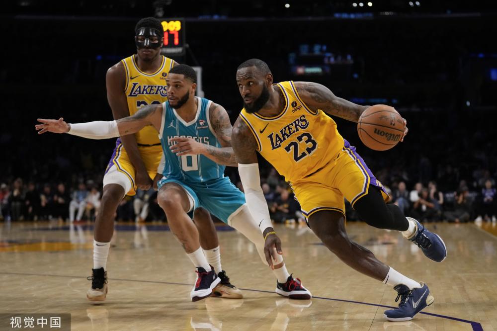 通过媒体发 通过媒体发